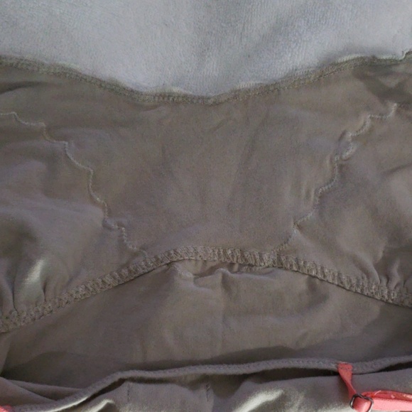 Tank top . - Picture 5 of 5